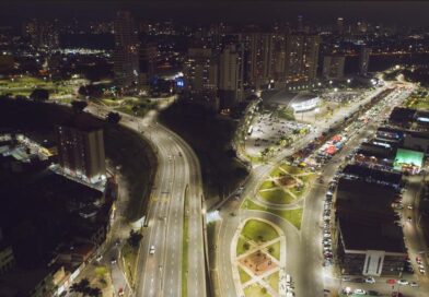 Barueri recapeou mais de 300 ruas e colocou LED em quase 100% da cidade nos últimos anos