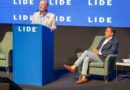 Ao lado do Ex-Governador de São Paulo João Doria o Prefeito de Barueri Beto Piteri participou do Seminário Lide de Saúde na Praça das Artes