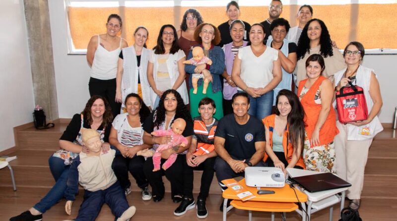 Defesa Civil finaliza ciclo de treinamento em primeiros socorros na maternal do Parque Viana