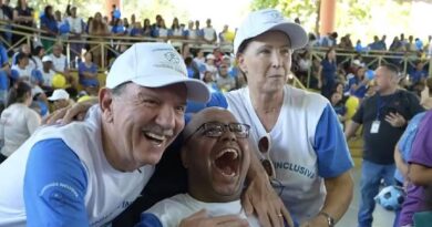 Prefeito de Barueri Beto Piteri participou da Caminhada Inclusiva