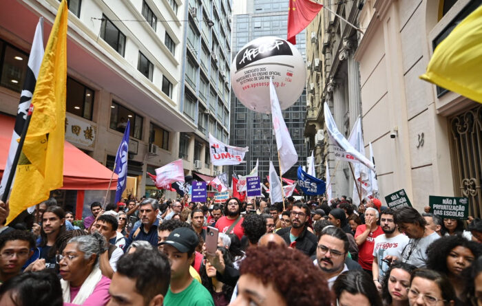 Educação: em SP, greve expõe um colapso