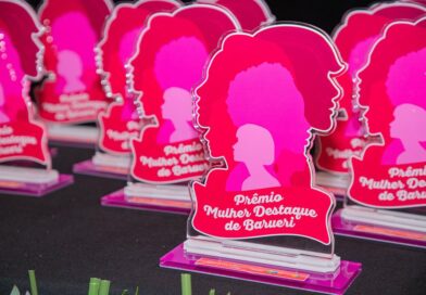 Emoção, homenagens e valorização feminina marcaram a 7ª edição do Prêmio Mulher Destaque Barueri