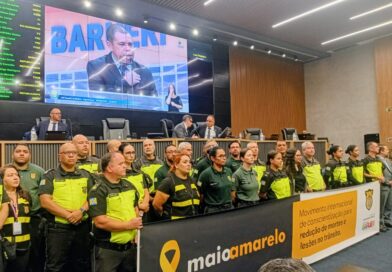Câmara de Barueri recebeu o Secretário Pinheiro que apresentou a Campanha Maio Amarelo