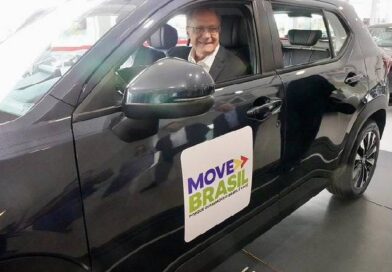 Move Brasil quer estimular mais mulheres no transporte por táxi e aplicativo, diz Alckmin