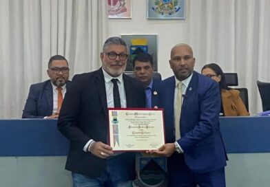 Alexandre Frota recebe Título de Cidadão de Cotia e destaca desafios do Legislativo municipal