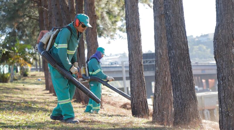 Da coleta seletiva à varrição: a limpeza que cuida de Barueri