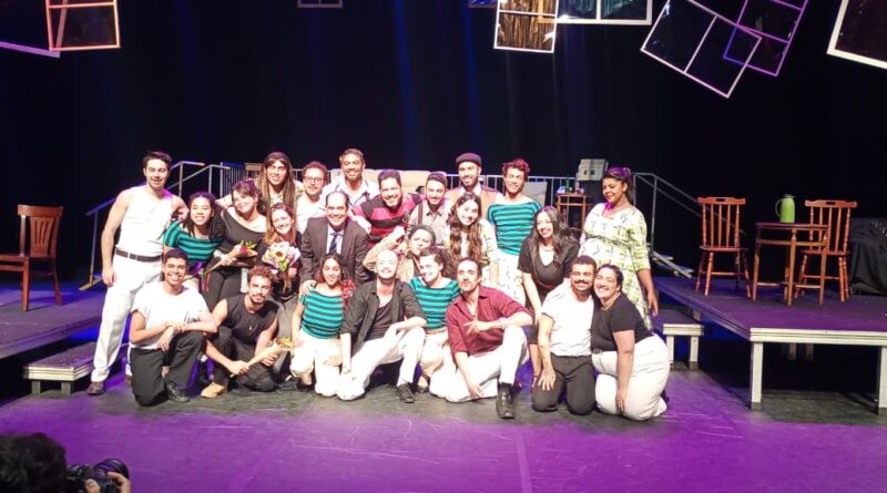 “Boca de Ouro” emociona público e marca a despedida da Turma 07 do Núcleo de Teatro de Barueri