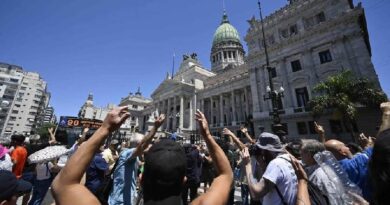 Argentina está entre ’10 piores países do mundo’ em direitos trabalhistas; veja posição do Brasil