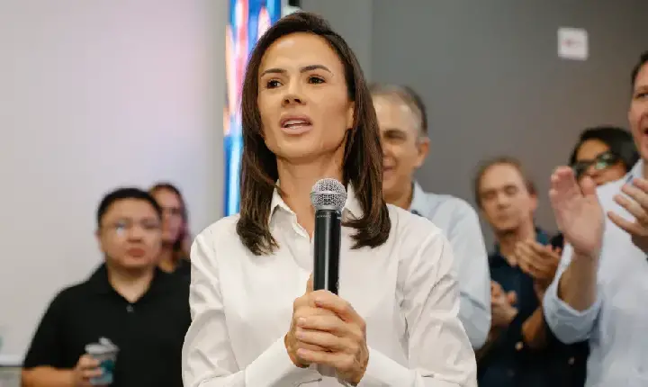A deputada Bruna Furlan e o governador Tarcísio anunciaram uma nova unidade voltada à formação profissional na área da saúde