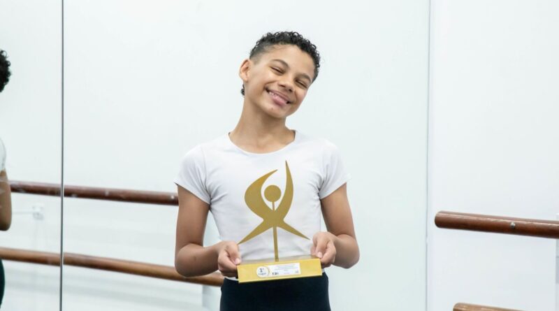 Bailarino, de 11 anos, conquista 1º lugar no Festival de Joinville