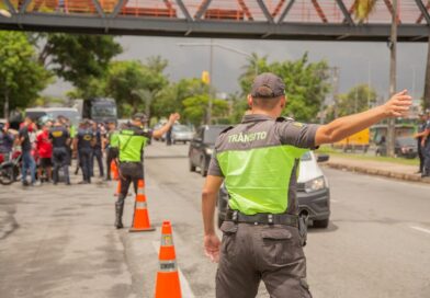 Barueri intensifica fiscalização e retira veículos irregulares de circulação