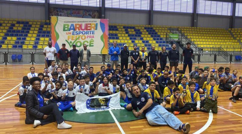 Circuito Barueri Paralímpico reúne atletas e público em etapa de futsal
