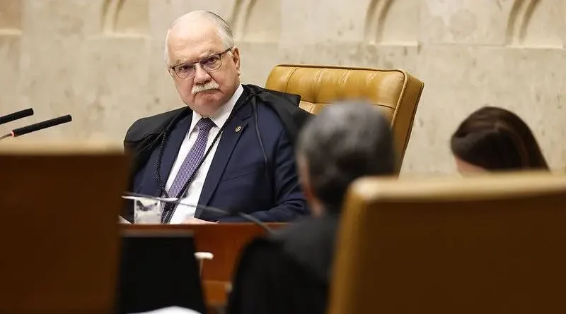 Fachin decide ser relator de caso Moraes-Vorcaro, e retira também de Mendonça processos ligados ao Master e ao escândalo do INSS
