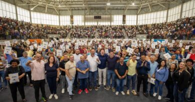 Santana de Parnaíba entrega cerca de 700 escrituras e ultrapassa 10 mil imóveis regularizados