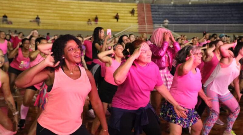 Balada Rosa promete agitar o Ginásio José Corrêa nesta quarta-feira (21) Balada Rosa promete agitar o Ginásio José Corrêa nesta quarta-feira (21)