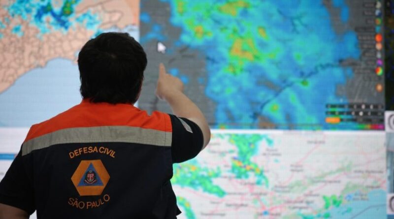 Chuva Intensa Atinge São Paulo: Governo Mobiliza Atendimento e Registra Vítimas