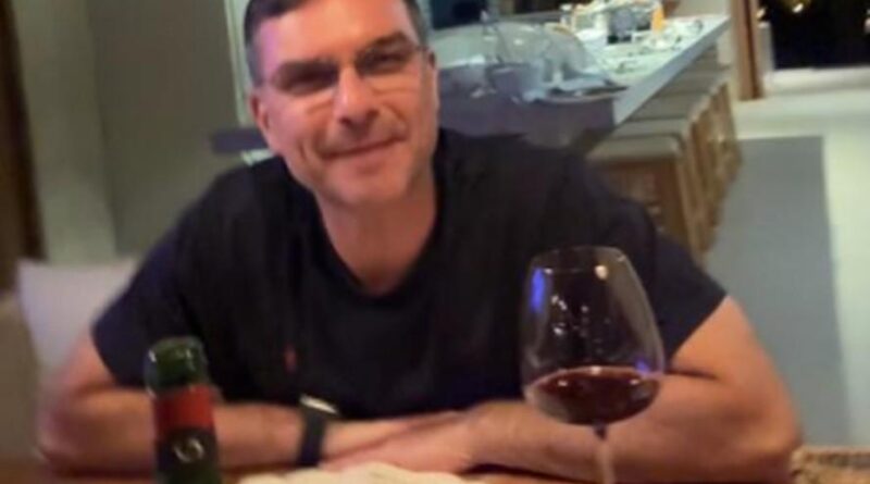 Flávio Bolsonaro era ‘usuário master’ de conta de offshore sócia do jato usado por Vorcaro